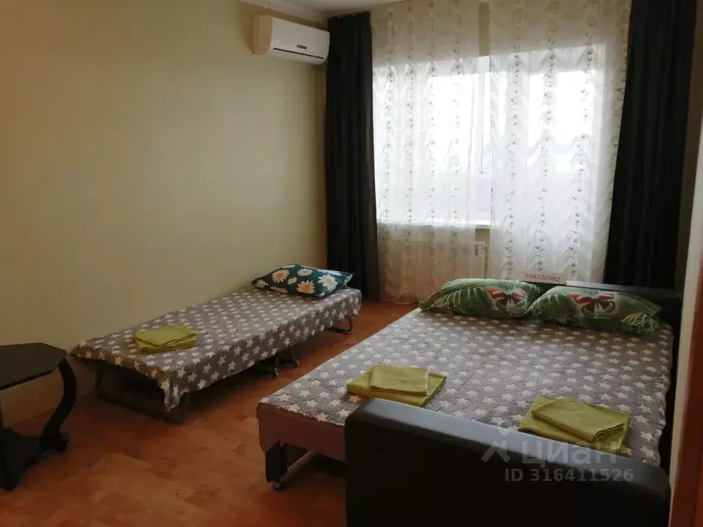 1-к кв. Краснодарский край, Ейск Коммунистическая ул., 83/4 (36.0 м) - Фото 1