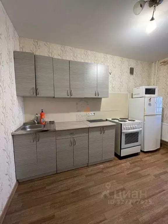 1-к кв. Кировская область, Киров ул. Ивана Попова, 58 (32.0 м) - Фото 1