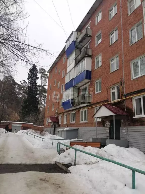 1-к кв. Удмуртия, Сарапул ул. 1-я Дачная, 21 (30.0 м) - Фото 1