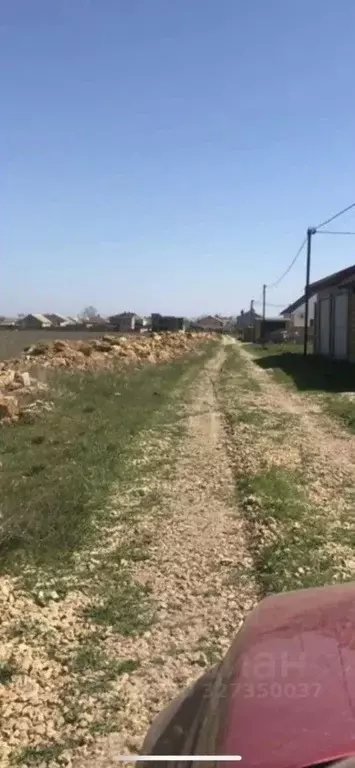 Участок в Крым, Сакский район, с. Уютное ул. Садовая (6.5 сот.) - Фото 1