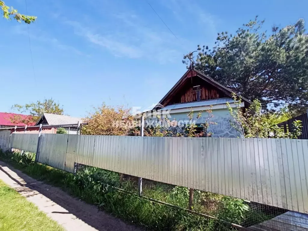 Дом в Саратовская область, Балаково Дзержинец СТ, проезд 7-й, 314 (32 ... - Фото 1