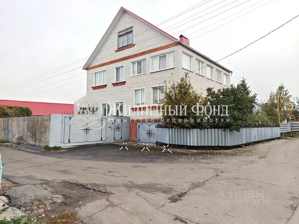 Коттедж в Курская область, Курск ул. 4-я Гуторовская, 9А (278 м) - Фото 1