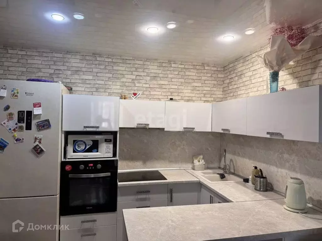 Продаётся 2-к квартира, 59.8 м - Фото 1