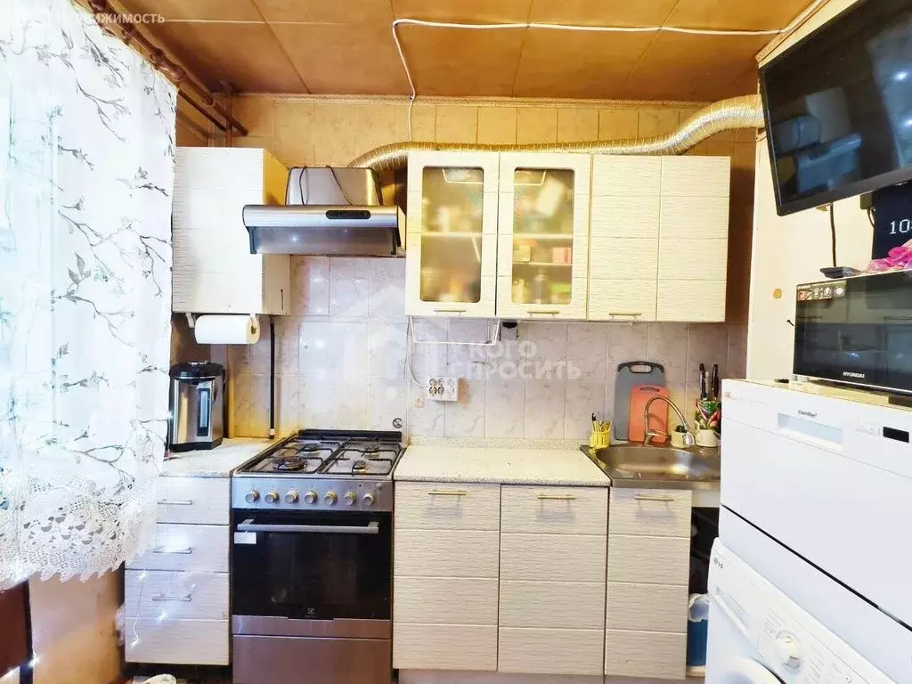 3-комнатная квартира: деревня Гостилицы, Школьная улица, 9 (73.7 м) - Фото 2