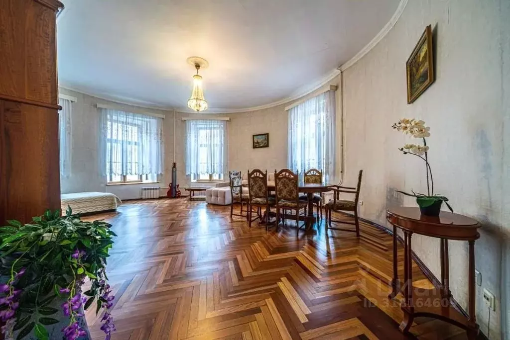 3-к кв. Санкт-Петербург Большая Морская ул., 11 (110.0 м) - Фото 0
