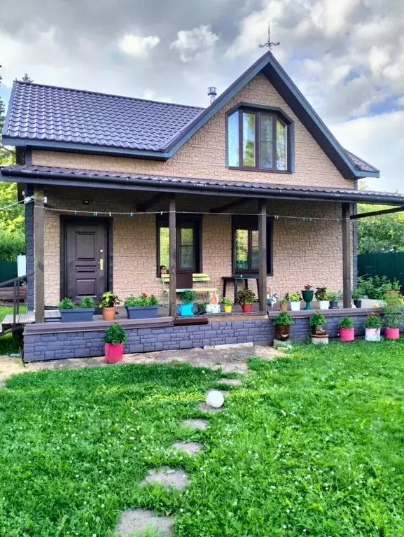 Дом в Ленинградская область, Лужский район, Осьминское с/пос, д. Саба ... - Фото 1