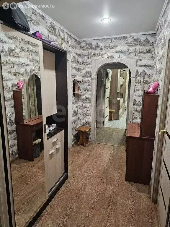 4-комнатная квартира: Старый Оскол, улица Ватутина, 85 (81.5 м) - Фото 1
