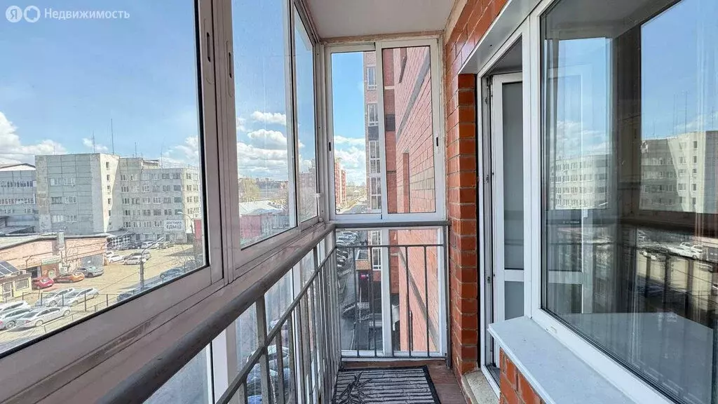4-комнатная квартира: Иркутск, Красноказачья улица, 76 (94 м) - Фото 0