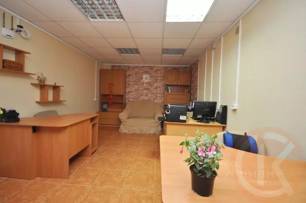 Офис в Крым, Евпатория просп. Победы, 73А (20 м) - Фото 1