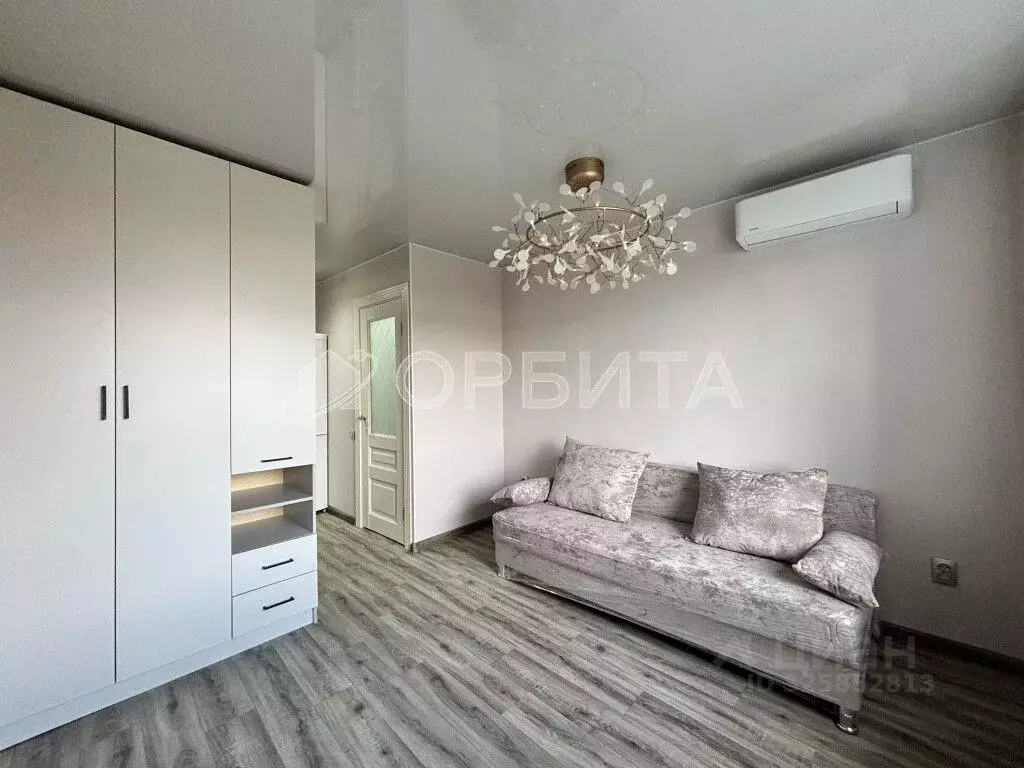 Комната Тюменская область, Тюмень ул. Котовского, 13 (17.8 м) - Фото 1