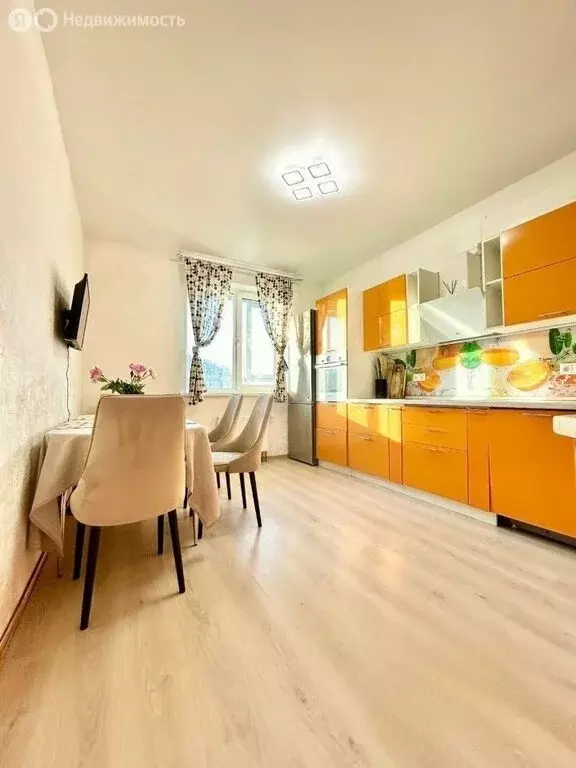 3-комнатная квартира: Санкт-Петербург, проспект Королёва, 59к5 (70 м) - Фото 1