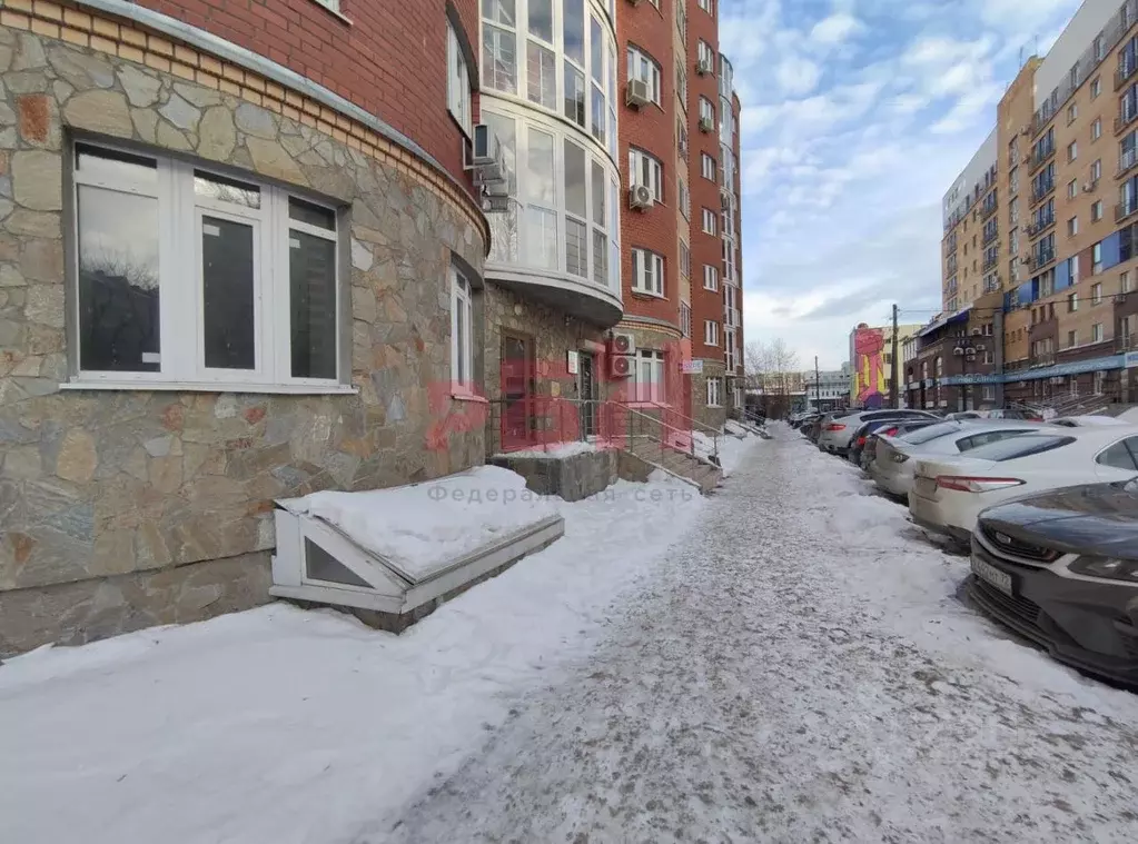 Помещение свободного назначения в Тюменская область, Тюмень ул. ... - Фото 1