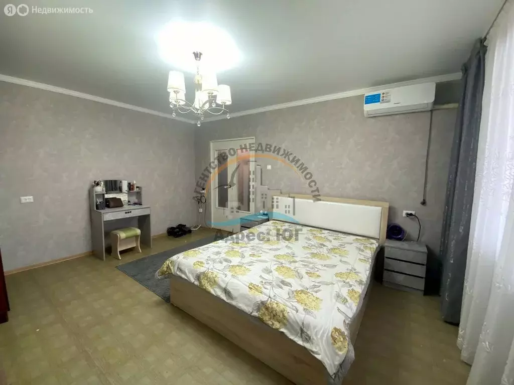 3-комнатная квартира: село Витязево, Школьная улица, 5 (70 м) - Фото 1