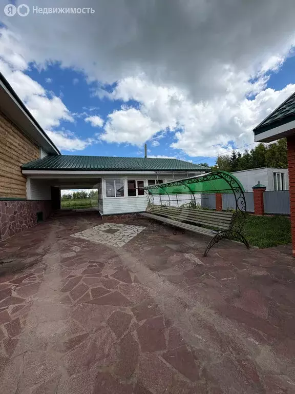 Дом в деревня Купоярово, Центральная улица (200 м) - Фото 1