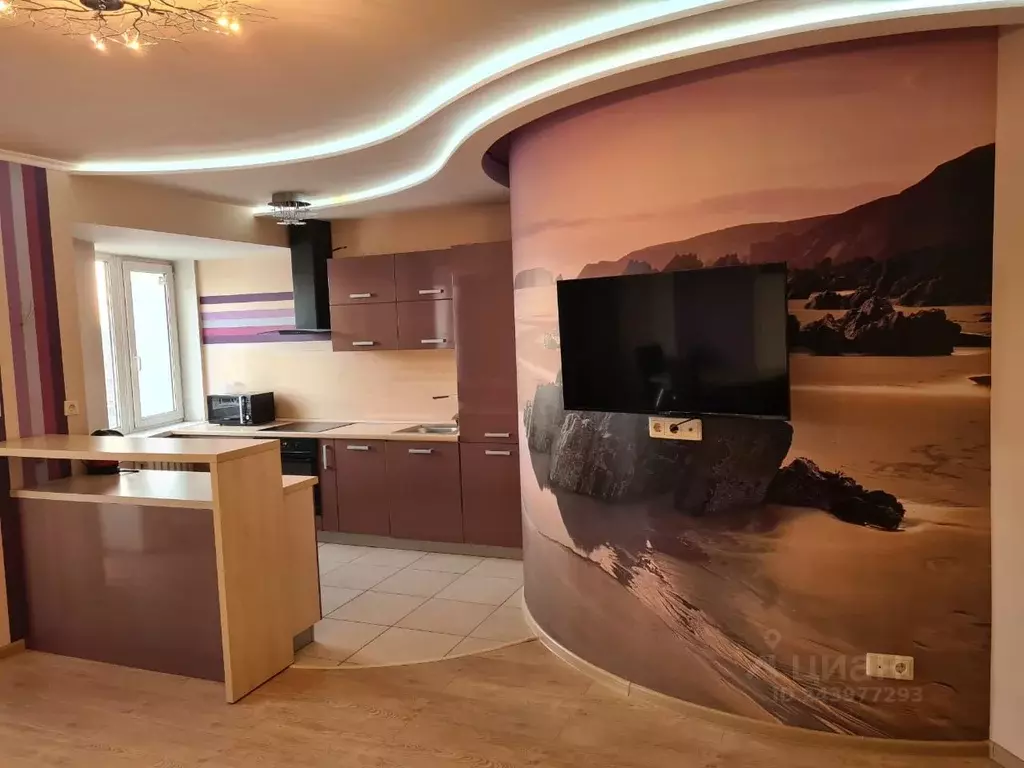 Студия Тюменская область, Тюмень ул. Грибоедова, 6к1 (40.0 м) - Фото 1