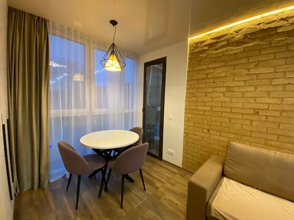 2-к кв. Башкортостан, Уфа ул. Заки Валиди, 58 (60.0 м) - Фото 2