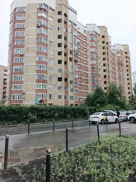 2-к кв. Свердловская область, Екатеринбург ул. Мельникова, 20 (93.1 м) - Фото 1