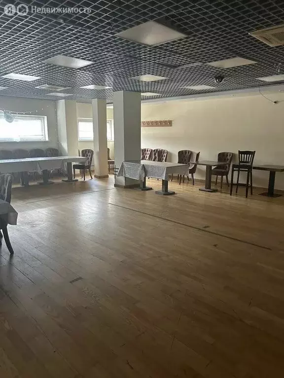 Помещение свободного назначения (1000 м) - Фото 1
