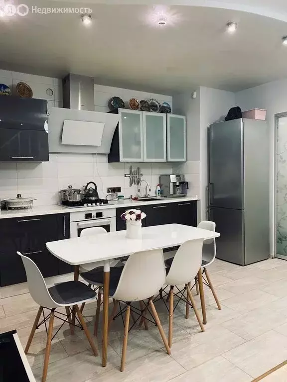 3-комнатная квартира: Ижевск, улица Карла Маркса, 420 (123 м) - Фото 1