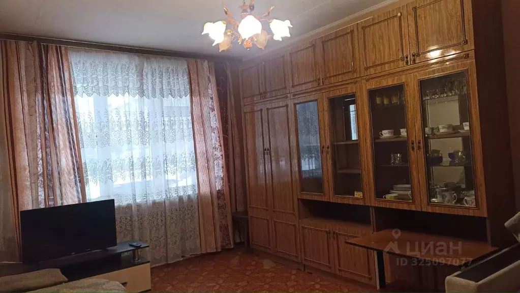 1-к кв. Омская область, Омск Заозерная ул., 3 (33.0 м) - Фото 2