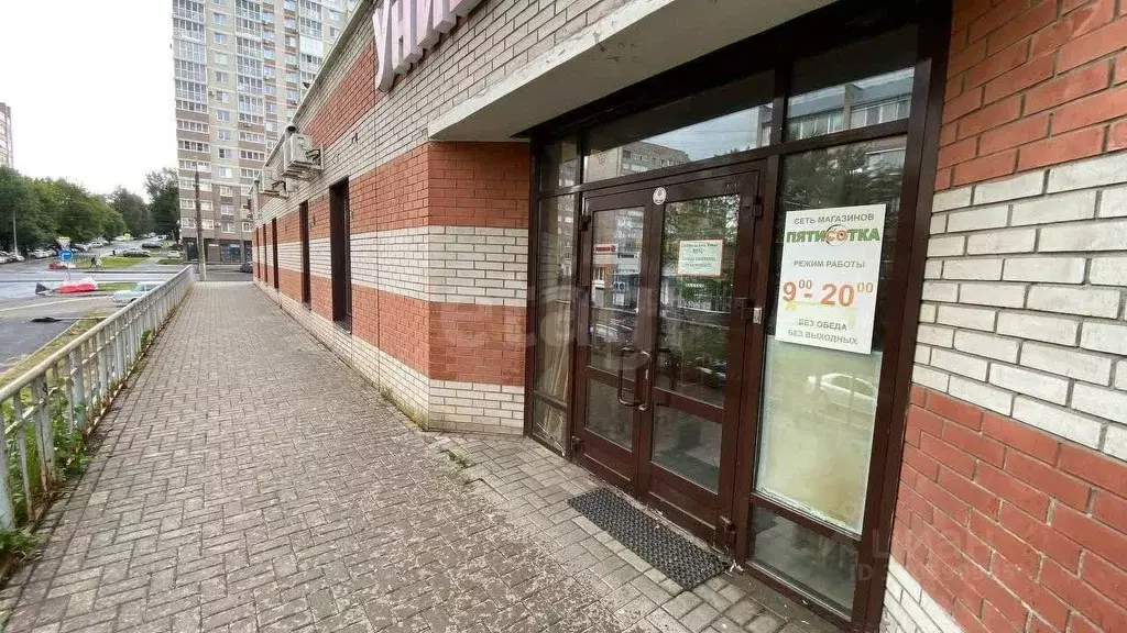 Помещение свободного назначения в Удмуртия, Ижевск ул. Карла ... - Фото 0