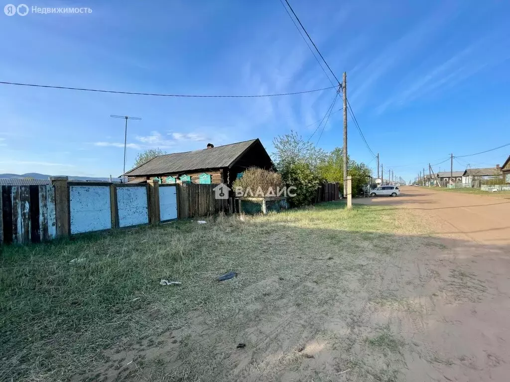 Дом в посёлок Нижние Тальцы, Центральная улица, 29 (50 м) - Фото 1