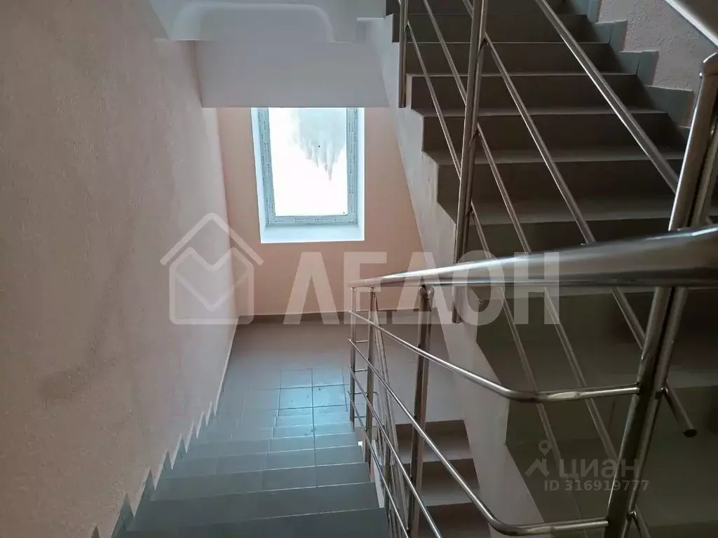 4-к кв. Омская область, Омск Старгород мкр, ул. Нагибина, 44 (124.7 м) - Фото 1