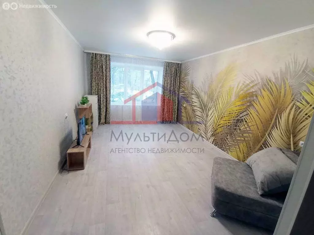 3-комнатная квартира: Старый Оскол, микрорайон Жукова, 52 (62.8 м) - Фото 1