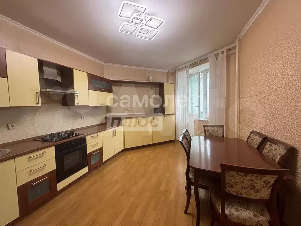 2-к. квартира, 88 м, 4/9 эт. - Фото 0