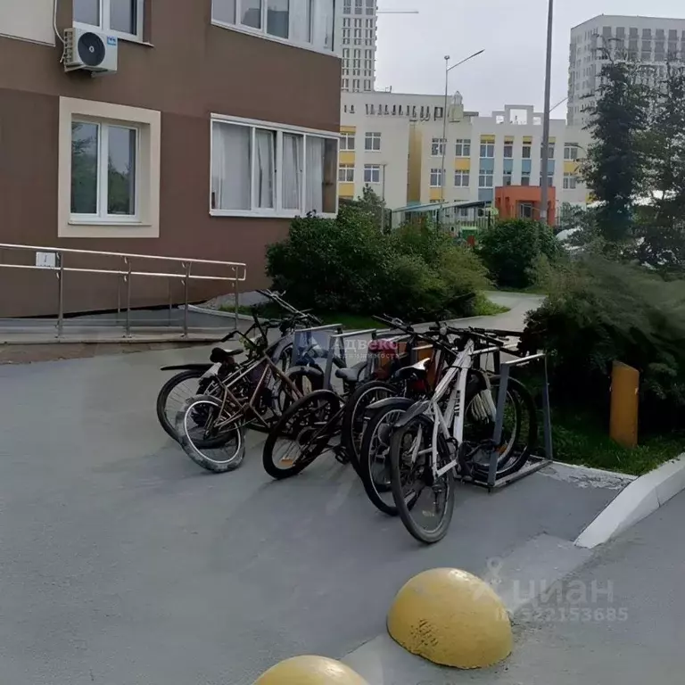 2-к кв. Тюменская область, Тюмень ул. Фармана Салманова, 6 (49.9 м) - Фото 1