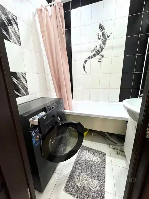 2-к кв. Ямало-Ненецкий АО, Ноябрьск Советская ул., 63 (47.7 м) - Фото 2