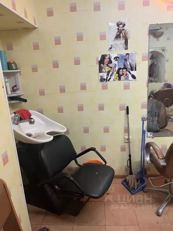 Помещение свободного назначения в Томская область, Томск ул. Розы ... - Фото 1