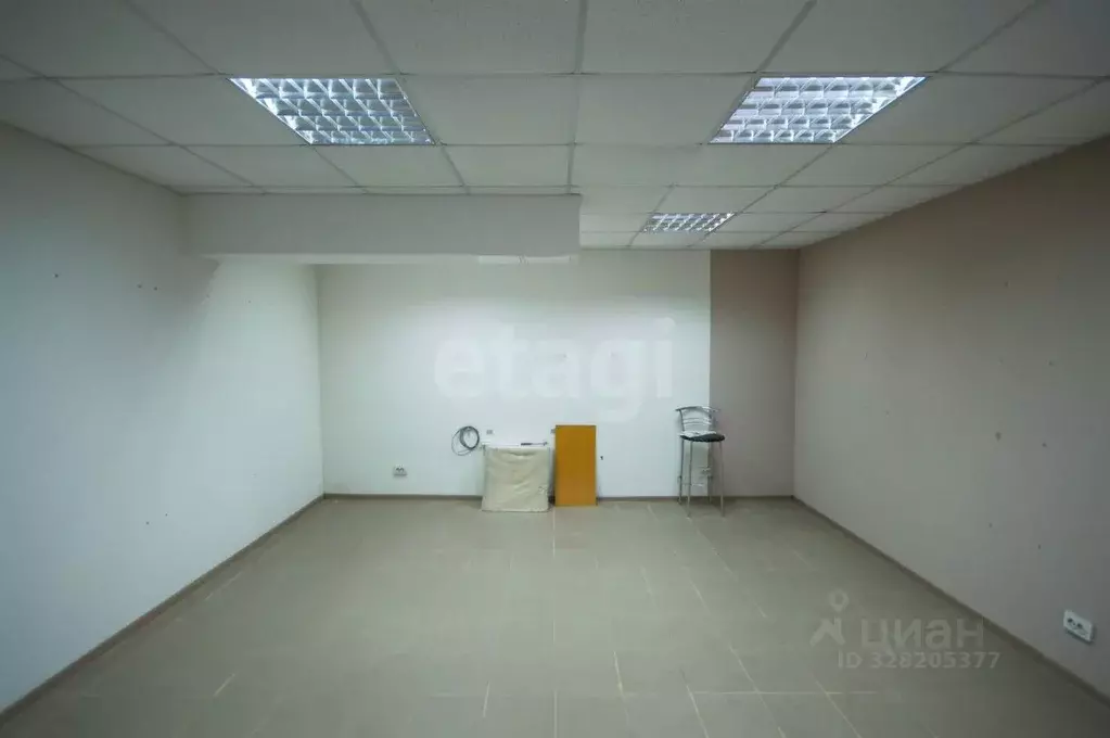 Помещение свободного назначения в Севастополь ул. Лизы Чайкиной, 76 ... - Фото 1