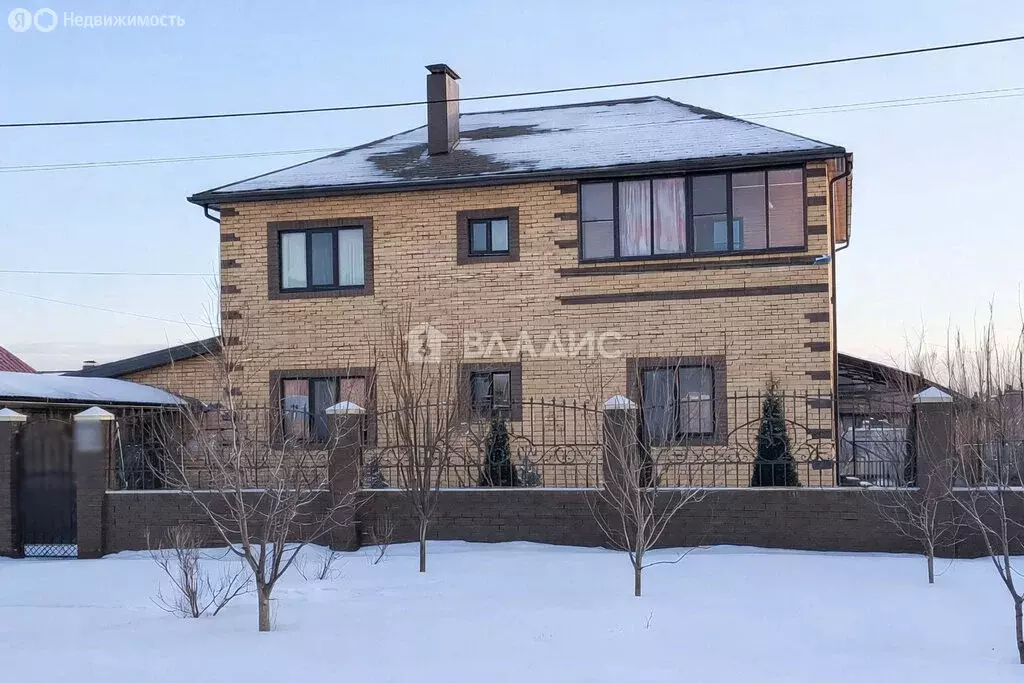 Дом в село Шишино, Солнечная улица (279.6 м) - Фото 1