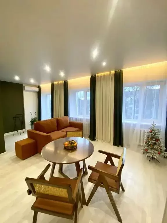 Студия Псковская область, Псков Октябрьский просп., 38 (40.0 м) - Фото 2