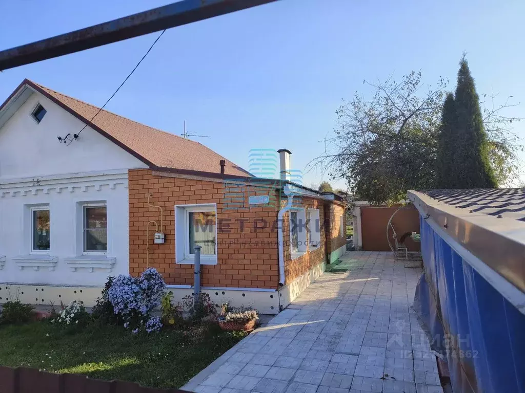 Дом в Калужская область, Калуга проезд 2-й Петра Семенова, 8 (83 м) - Фото 1