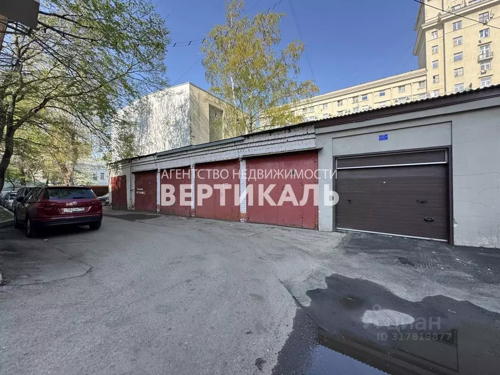 Гараж в Москва Тверская ул., 8С9 (19 м) - Фото 1