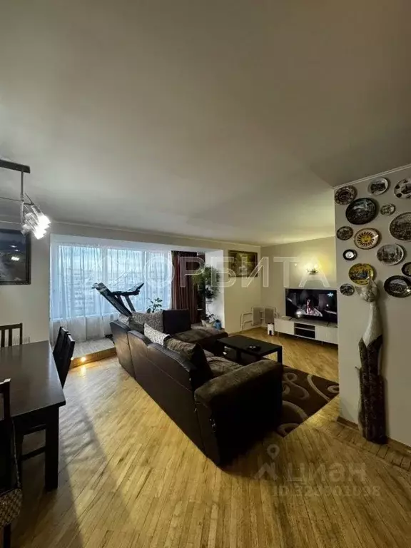 2-к кв. Тюменская область, Тюмень ул. Федюнинского, 7а (84.9 м) - Фото 2