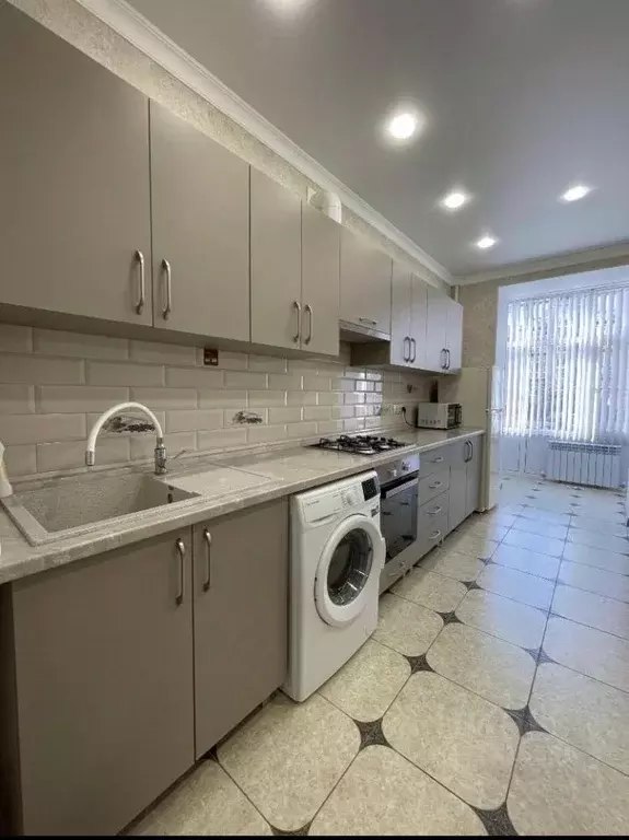 1-к кв. Северная Осетия, Владикавказ ул. Зураба Магкаева, 83 (50.0 м) - Фото 1