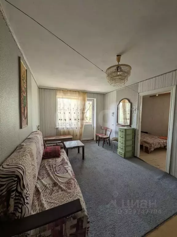 3-к кв. Крым, Черноморское пгт ул. Кирова, 25 (44.8 м) - Фото 1