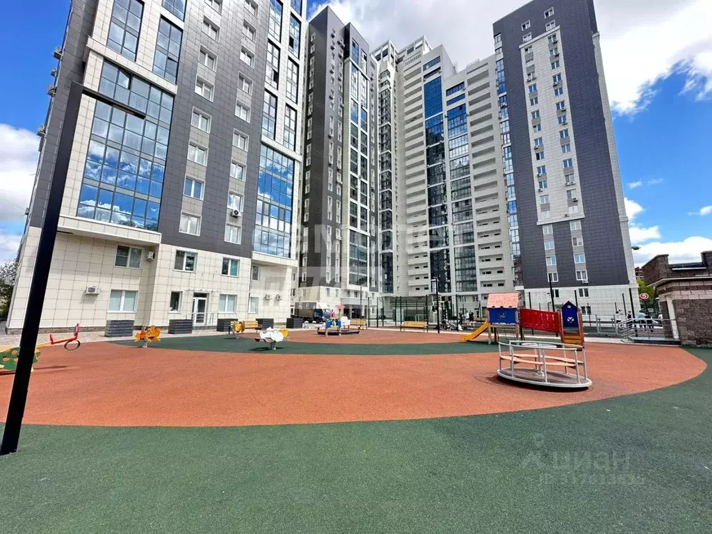 2-к кв. Башкортостан, Уфа ул. Пархоменко, 125 (64.0 м) - Фото 0