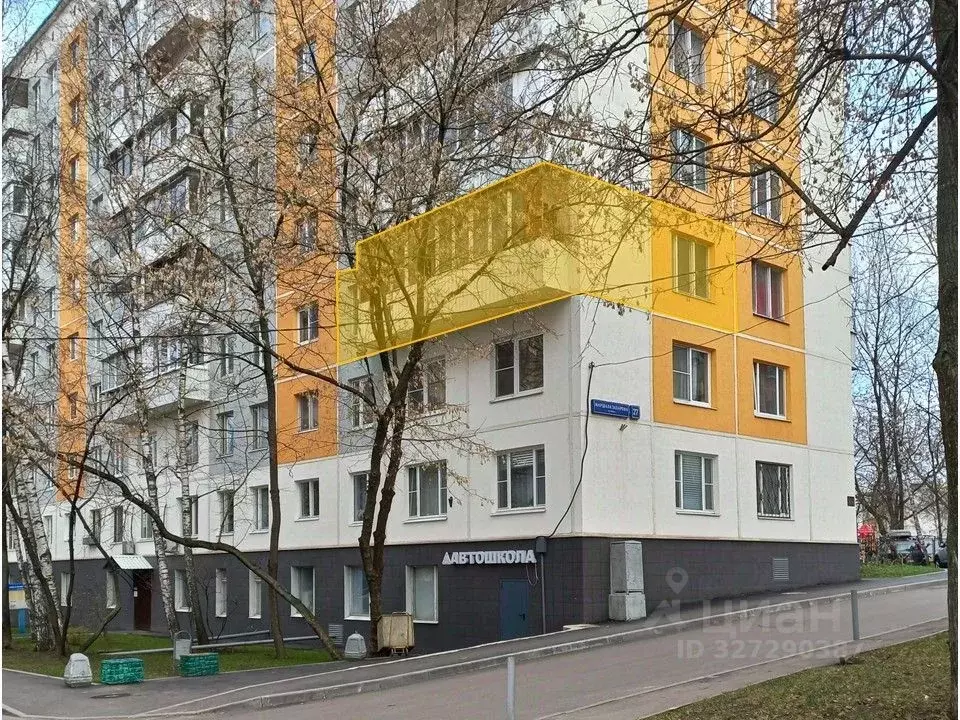 3-к кв. Москва ул. Маршала Захарова, 27 (53.8 м) - Фото 2