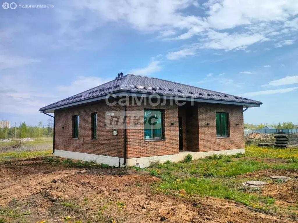 Дом в село Подгорное, Белоколодезная улица, 3 (90 м) - Фото 1