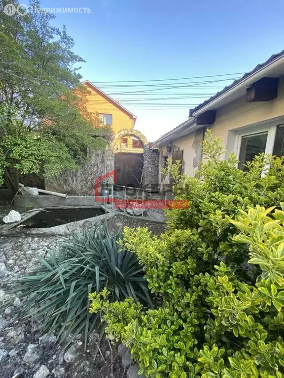 Дом в Севастополь, Баркасная улица (170 м) - Фото 1