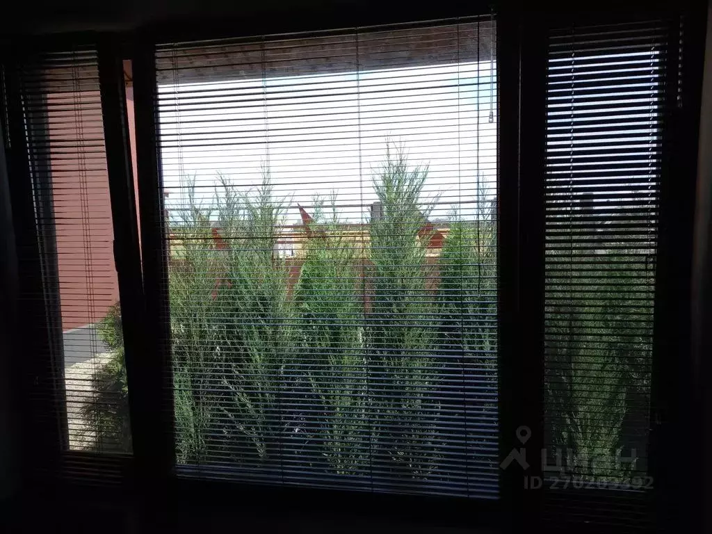 Дом в Крым, Евпатория городской округ, Заозерное пгт ул. Аллея Дружбы, ... - Фото 1