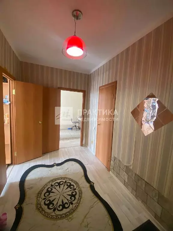 Продается 2-комнатная квартира - Фото 1