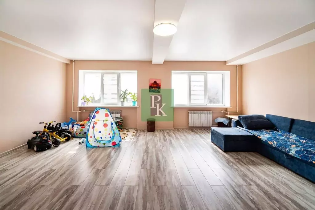 4-к кв. Севастополь ул. Николая Музыки, 94 (149.7 м) - Фото 1