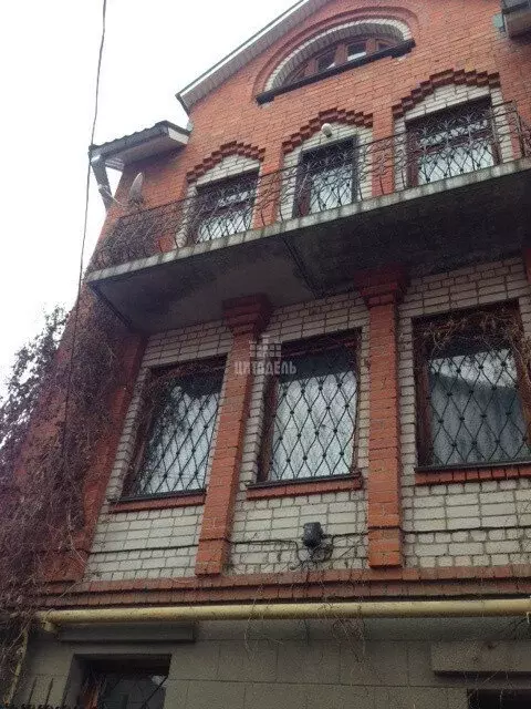 Дом в Воронеж, улица Короленко, 33А (229 м) - Фото 0