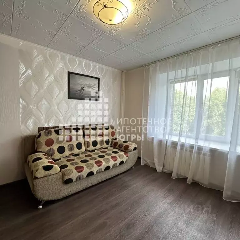 Комната Ханты-Мансийский АО, Нижневартовск ул. Менделеева, 12 (18.2 м) - Фото 1