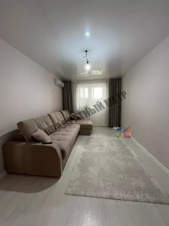 2-к кв. Калмыкия, Элиста Калачинская ул., 22Вк1 (53.5 м) - Фото 1